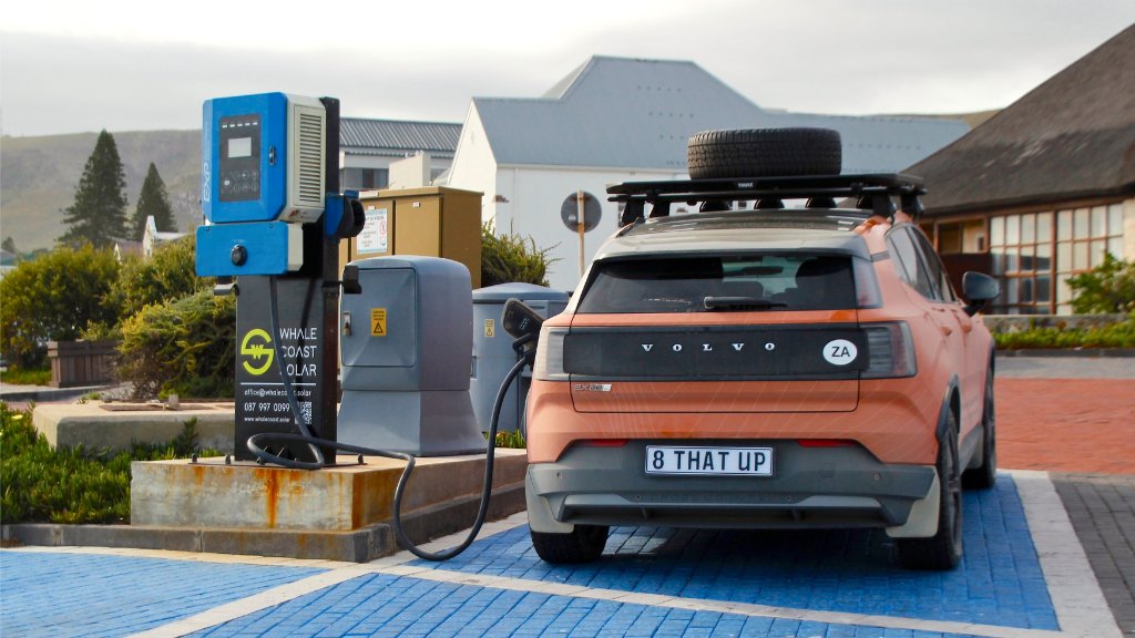 EX30 CC charging in Hermanus