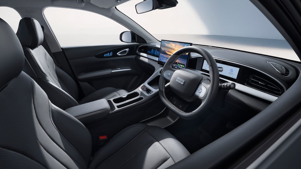 Geely E2 black interior