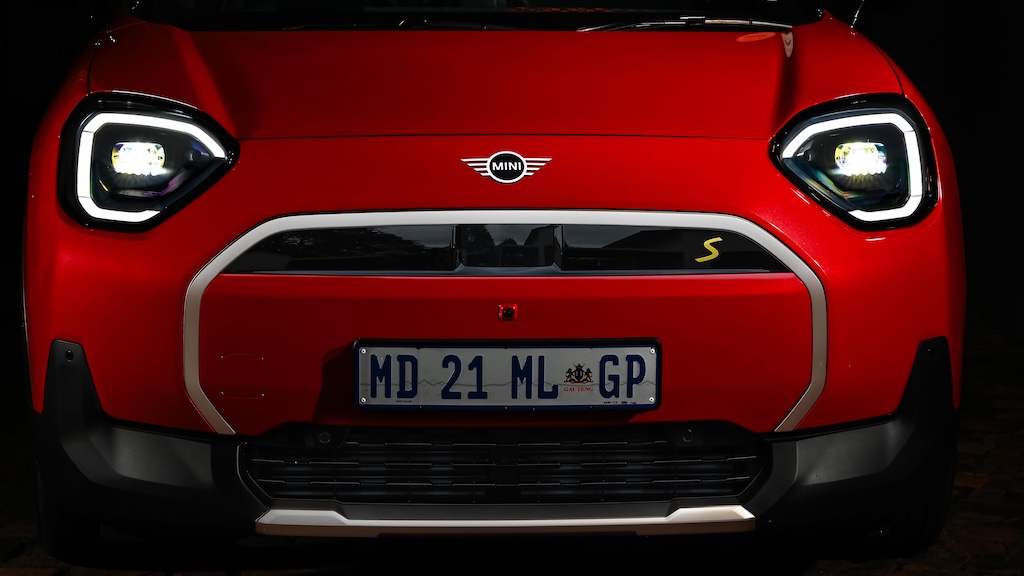 MINI Aceman full frontal