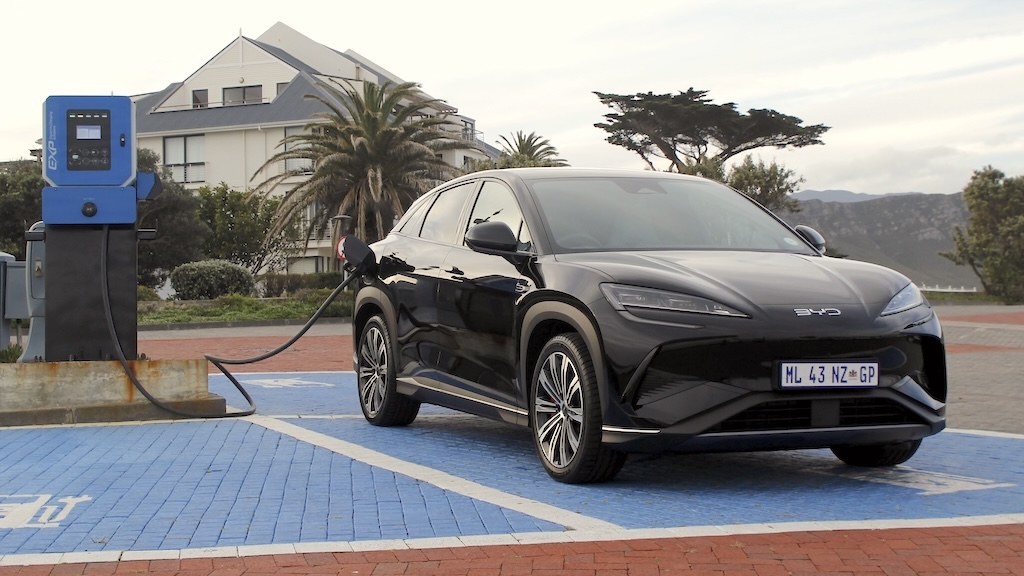 BYD Sealion 7 plugged in, Hermanus