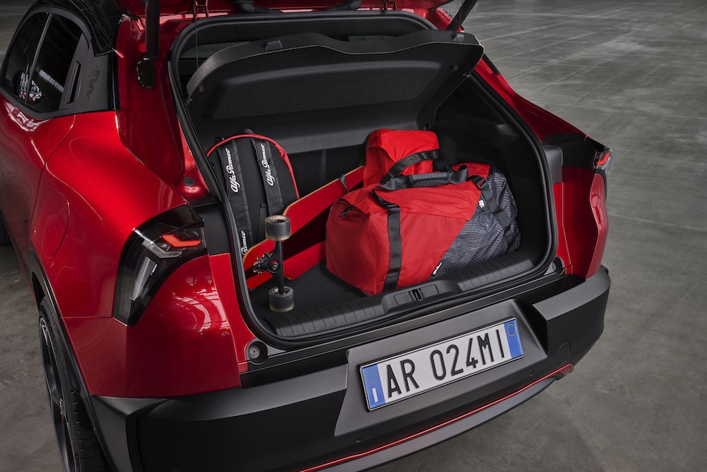 The Junior's boot, with luggage